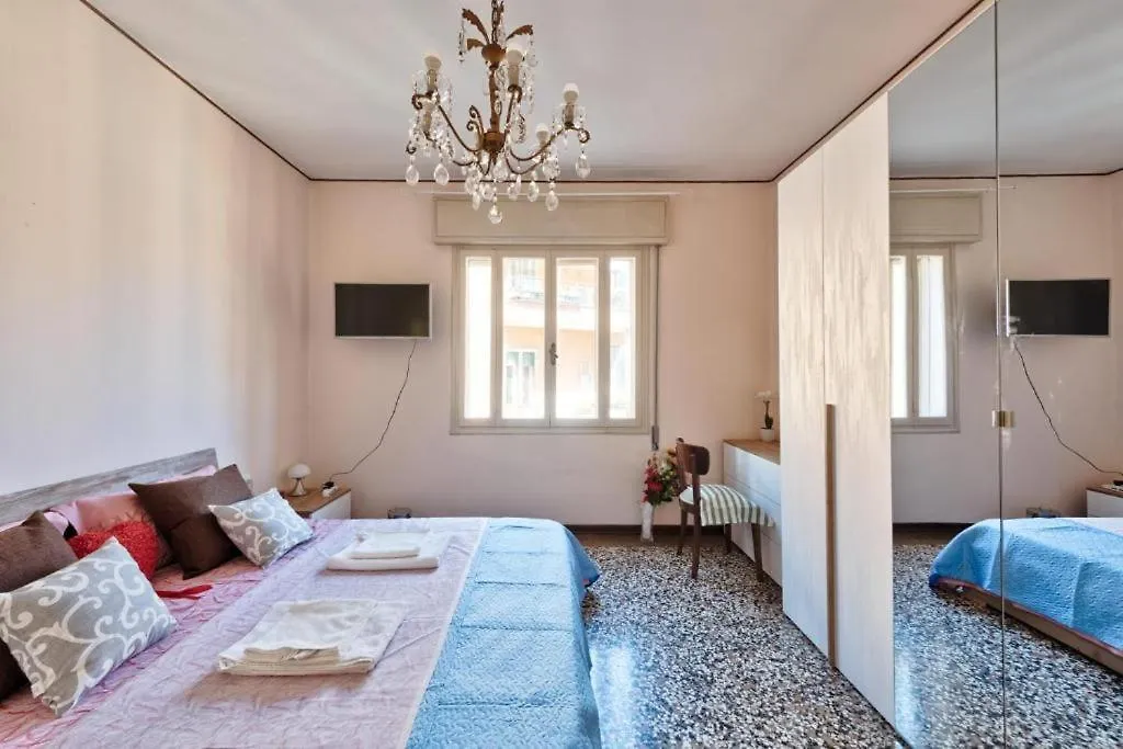 Venice Magic Night Apartment ميستر